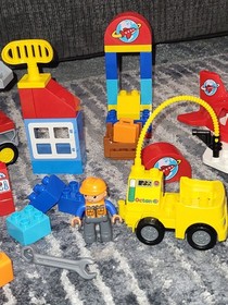 Lego Duplo Complete 10590 Town Airport Set & 10592 Complete Fire Truck Set