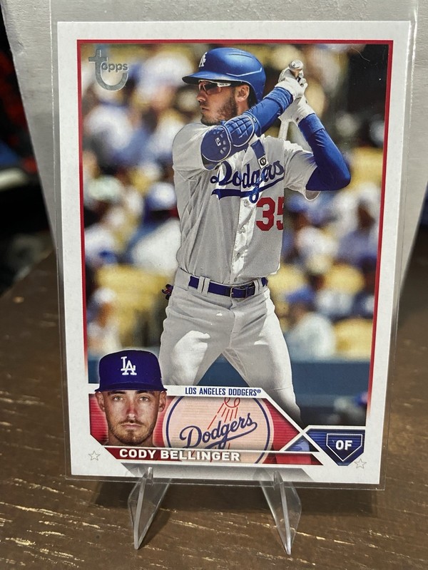 2023 Topps Baseball Series 1 Cody Bellinger /99 Dodgers