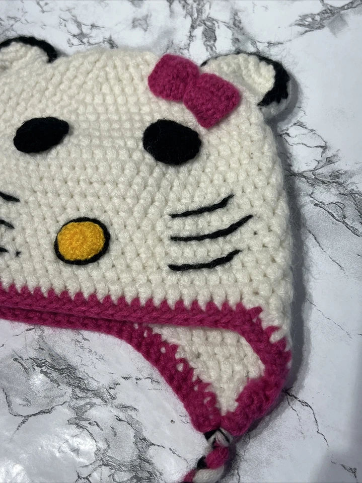 Chapéu gorro Hello Kitty feito à mão de crochê gravatas penduradas crianças médio - Imagem 3 de 4