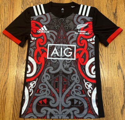 MAORI ALL BLACKS レプリカジャージ XLサイズ 黒/赤　タグ付き MAORI ALL BLACKS レプリカジャージ XLサイズ 黒/赤 タグ付き MAORI