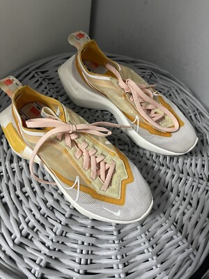 Nike Vista Lite SE 'Pollen Rise' trainers CJ1649-001 size