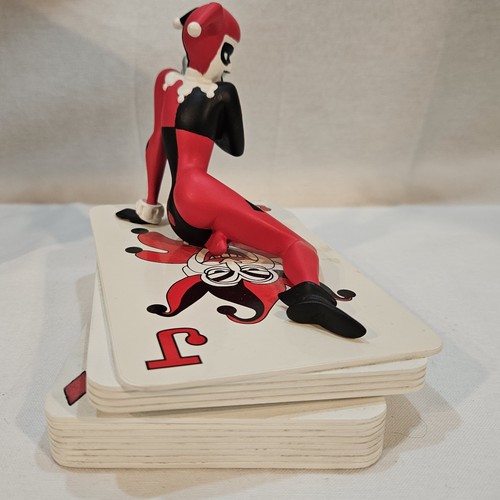 DC Direct Harley Quinn Card Statua Batman Serie Animata 1090/6000 - Leggi bene - Foto 4 di 17