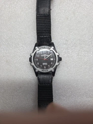 Vintage 2000 Timex Expedition WR50M Men’s Watch.Black Band.Date.New Battery L-12