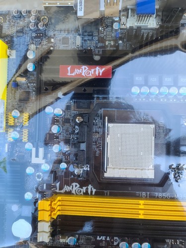 DFI LanParty Blood Iron BI 785G -M35 microATX - AM3 Motherboard - Retro Vintage - Picture 6 of 10