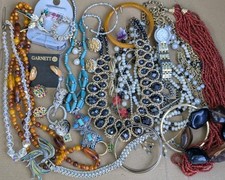 Vintage Mixed Costume Jewelry Lot Necklaces Brooch Earrings Watch Craft Repair