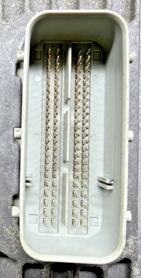 Chrysler 200 Avenger 2011 módulo de control informático motor ECM de 3,6 L ECU 5150628AB Foto 4 de 4