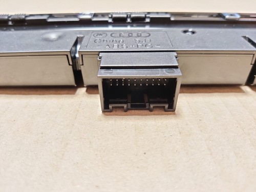 New Genuine Audi Dashboard Multiple Switch Panel Hazard Light Switch 8V0925301E - Picture 3 of 8