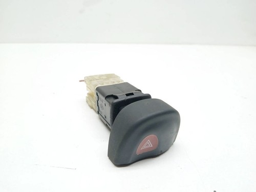 Renault Scenic I 1997 Schalter Warnblinkanlage 841043 UST110557