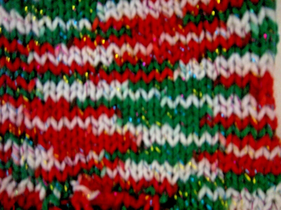 Woolyhippo Dazzle DK Glitter Sparkle Yarn Acrylic Poly Double Knit 100g Wool - Image 2 of 4