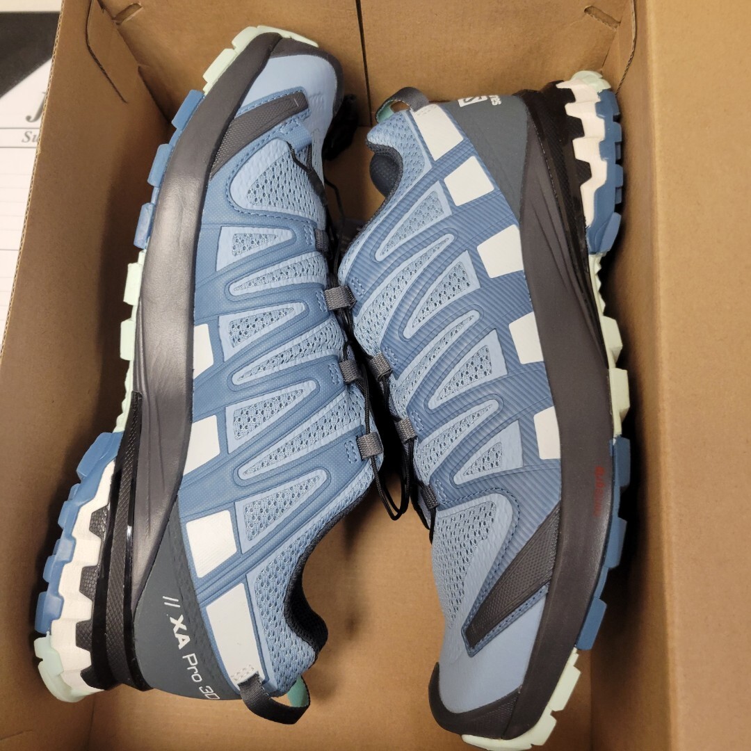 New in Box Salomon Women's XA Pro 3D V8 W Running Shoes, Ashley