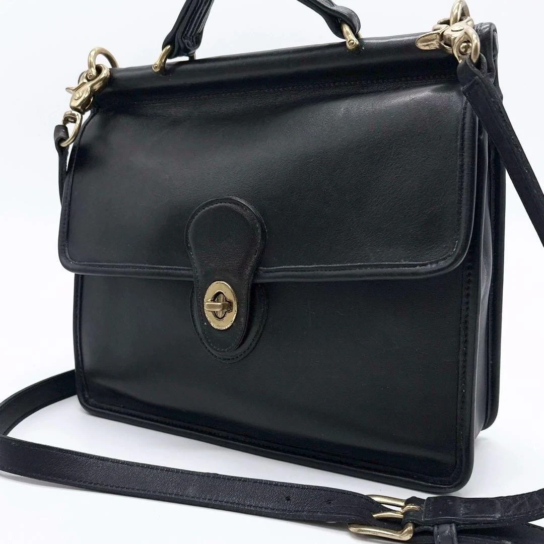 Coach Willis Shoulder Bags Turn Lock Handbags for Women for sale