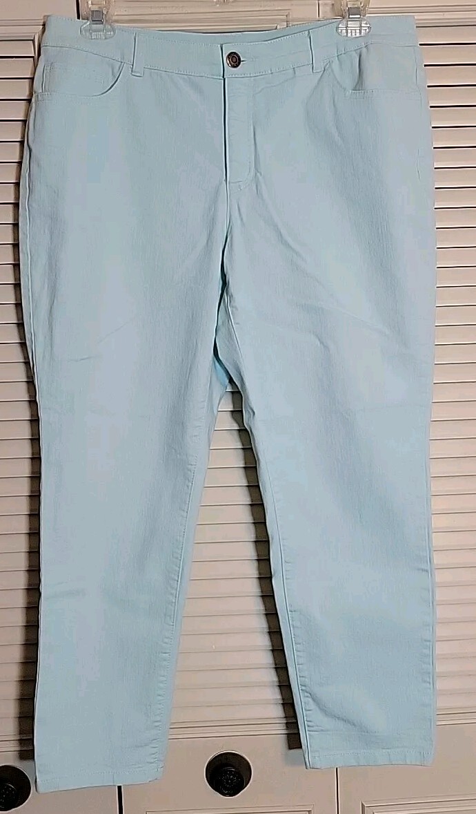 CJ Banks 16W Signature Slimming Crop Straight Pants Pale Green
