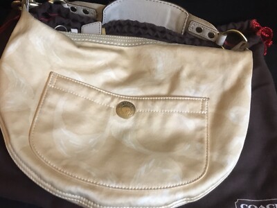 バッグ Coach Signature Hobo Hand Bag Yellow YELLOW COACH SIGNATURE MID FRAME SHOULDER TRAVEL HOBO TOTE