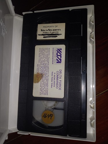 DELTA FORCE COMMANDO (VHS) FRED WILLIAMSON, BO SVENSON - Picture 2 of 3
