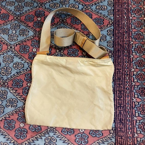 Prada Nylon Shoulder Bag Auth Beige Medium Women From Japan - Picture 2 of 3
