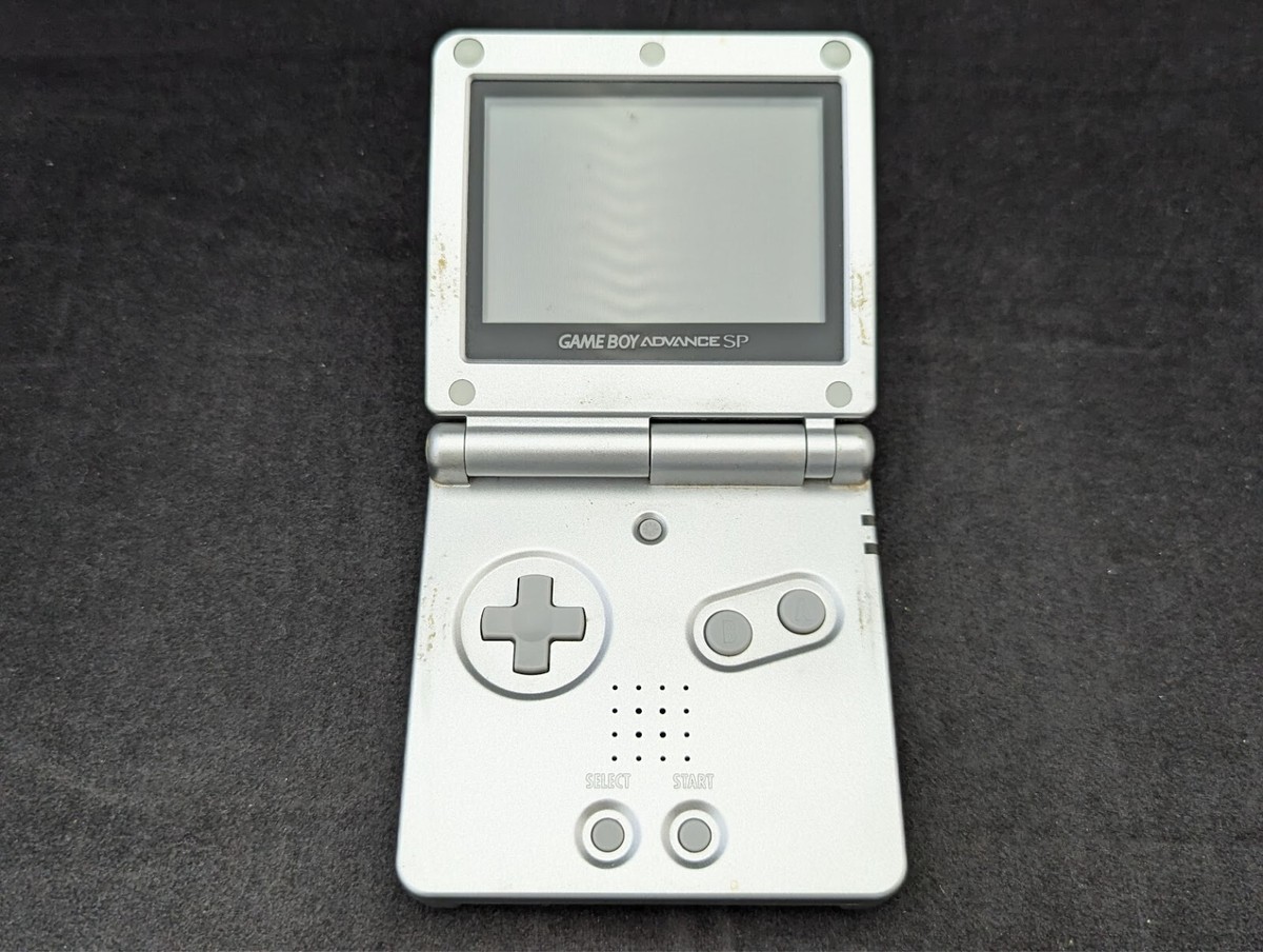 L6923 Nintendo Gameboy Advance SP console Silver Japan GBA