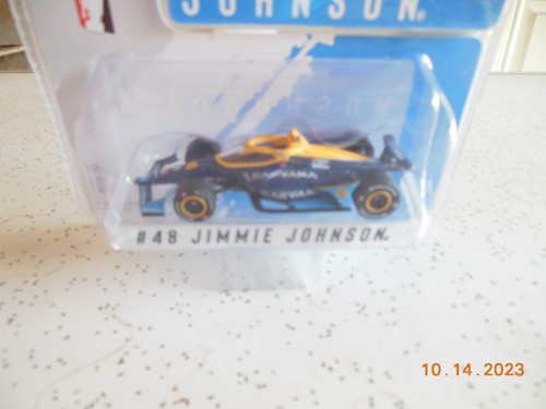 Jimmie Johnson #48 Carvana 1/64 2021 Indy Car Diecast by Greenlight. - Picture 3 of 4