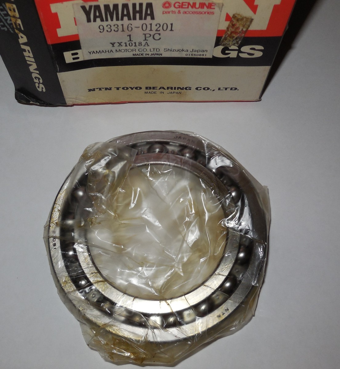 コンゴ Yamaha Virago V Star Transmission Bearing NOS 93316-01201-00
