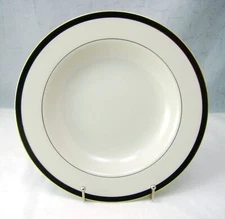 Mikasa Ivory China TRAFALGAR M2004 Rimmed Soup Bowl(s)