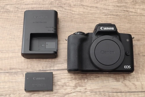 Canon EOS M50 Mark II 24.1MP Black - Body with Battery and Charger