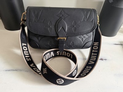 Authentic LOUIS VUITTON Empreinte Monogram Giant Diane Black