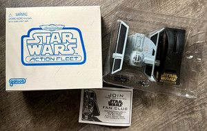Galoob Star Wars Action Fleet TIE Fighter Vehicle w/ Darth Vader & Stand