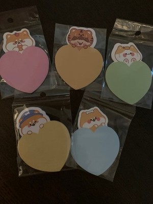 Cute Heart Shaped Sticky es 5 Piece Set Kawaii Japanese Memo