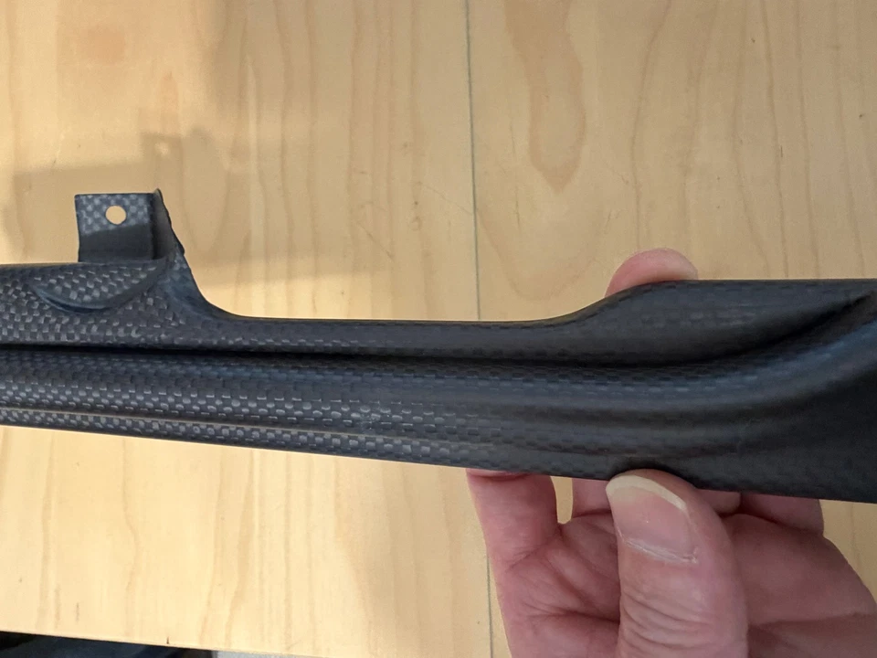 DUCATI 916 996 998 748 Carbon CHAIN Cover 44610021B ATR Satin Matte Custom Paint Foto 3 de 4