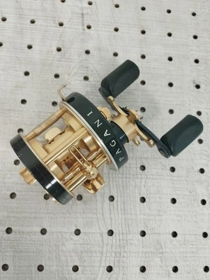 Megabass Pagani P300L Left Handle Baitcasting Reel – Classic