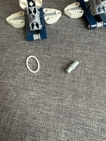 LEGO BIONICLE Krekka 8623 - 100% Complete With Disk