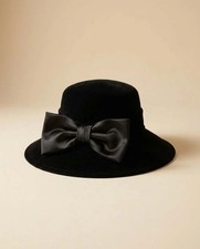 Vintage 1980s Black Wool Felt Wide Brim Hat, Plaza Suite Hat, Oversized Bow