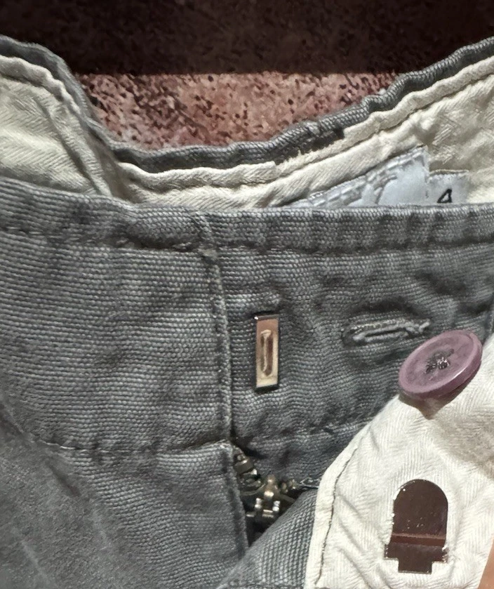 Pantalones Cortos Carga Calvin Klein Jeans Caqui Para Mujer Talla 4 Gris 100% Algodón Gancho y Escalera Foto 3 de 4