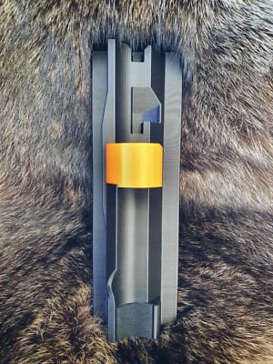 Wechsellauf Halterung hängend -Magnet- für z.B Blaser R8 / R93