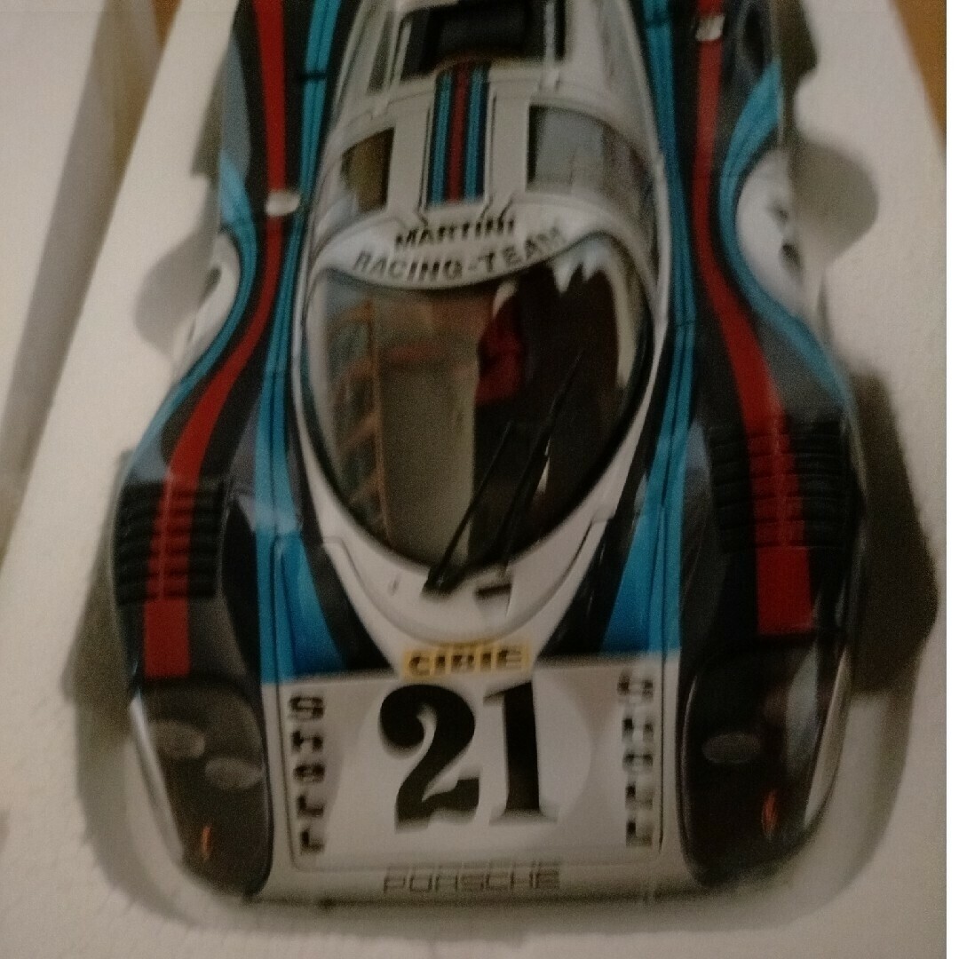AUTOart Porsche Longtail 917 Millennium Die-cast 1/18 scale
