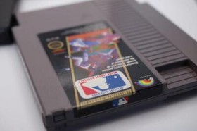 Major League Baseball Nintendo NES BOX Set IB PROTECTOR TESTED RARE
