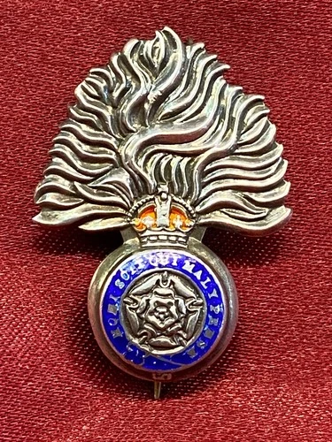 Lovely WW1/2 Silver Enamel Royal Fusiliers Sweetheart Brooch w/fixing