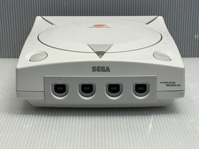 Sega Dreamcast HKT-3020 USA Console Bundle w/ Cables + 2 Controllers & 2 VMUs