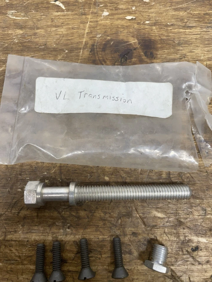 Kit de transmisión Harley VL Kicker cubierta tuercas y arandelas ajuste de cadena y enchufe Foto 2 de 4