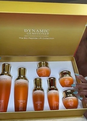 Dynamic gemstone the bio- peptide lift collect skin care