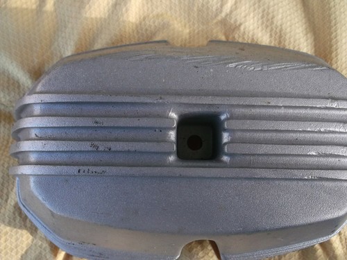 ZYLINDERKOPFHAUBE/ Ventildeckel rechts, für BMW Boxer - Modelle R 45 - R 100