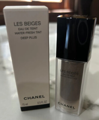 Chanel LES BEIGES Travel-Size Water Fresh Tint * DEEP PLUS*  15 mL / .5 Fl Oz