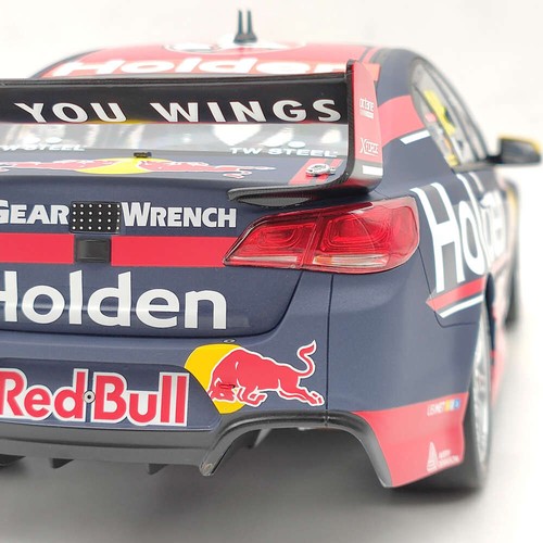 1/12 B-N-T HOLDEN VF COMMODORE V8 SUPERCAR 2017 CHAMPIONSHIP WINNER #B12H17X - Picture 6 of 11