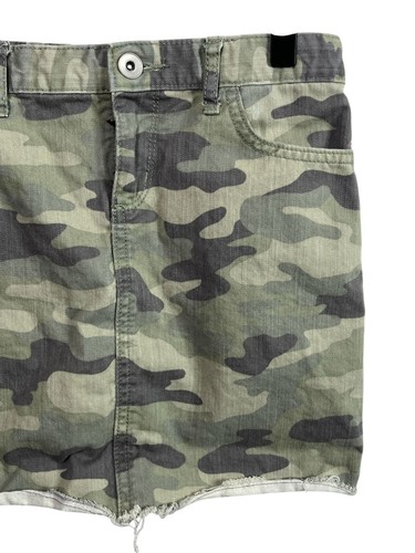 The Childrens Place Jean Skirt Girls Size 10 Camo Denim Rainbow Green Casual - Picture 3 of 14