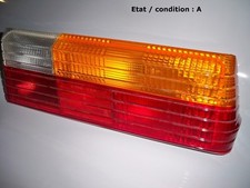 Feu arrière Peugeot 305