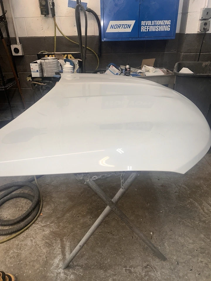 Chrysler Pacifica Hood 2018 Foto 3 de 4