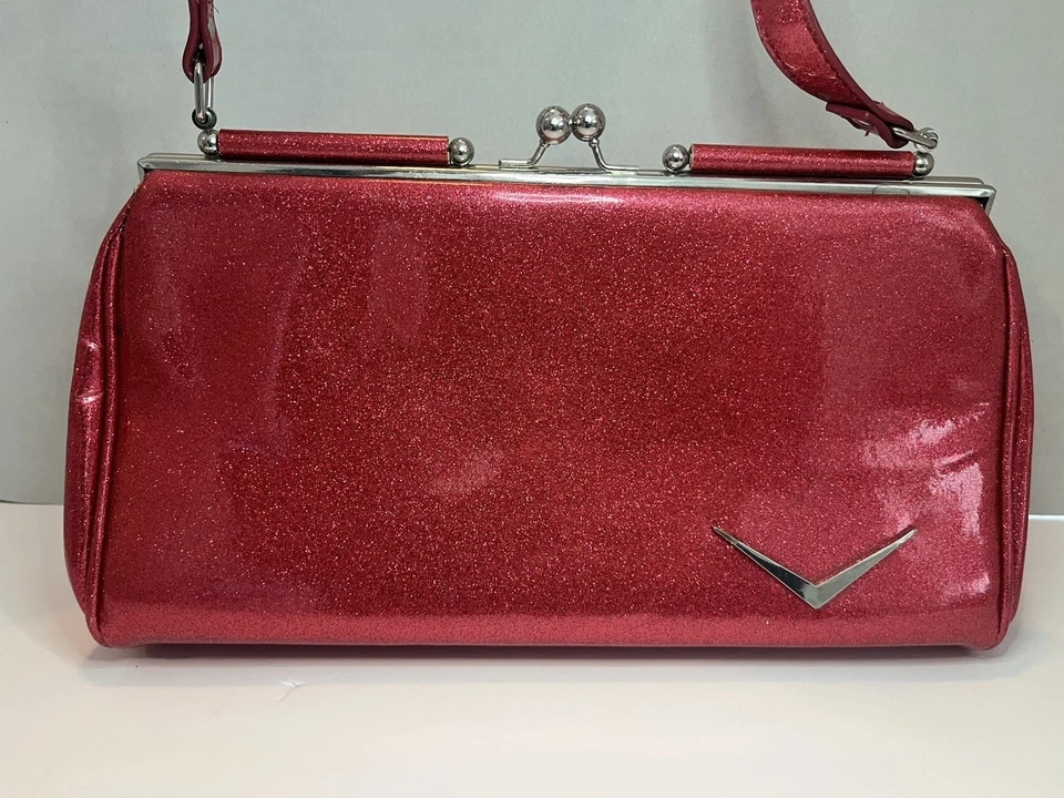 Lux De Ville розовый красный блестящий винил рокабилли поцелуй замок сумочка ручная сумка - Изображение 2 из 4