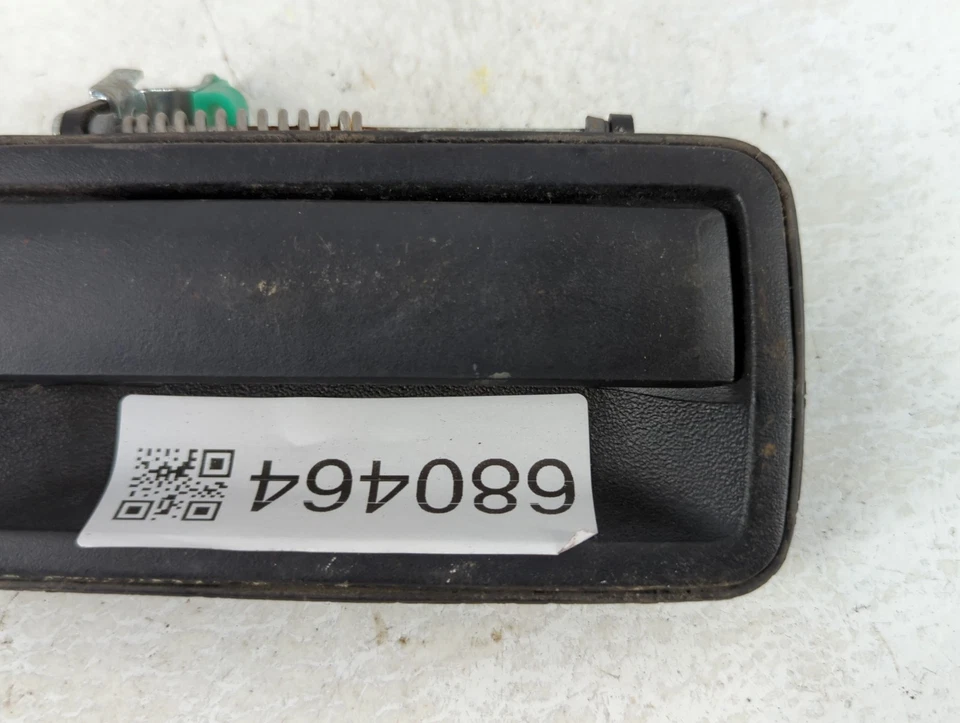 Chevrolet S10 Blazer Driver Front Left Door Handle Exterior Assembly BD939 - Image 3 of 4