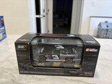Dale Earnhardt Sr 2001 Oreo Nascar 1/43 Diecast Revell GM Goodwrench 3