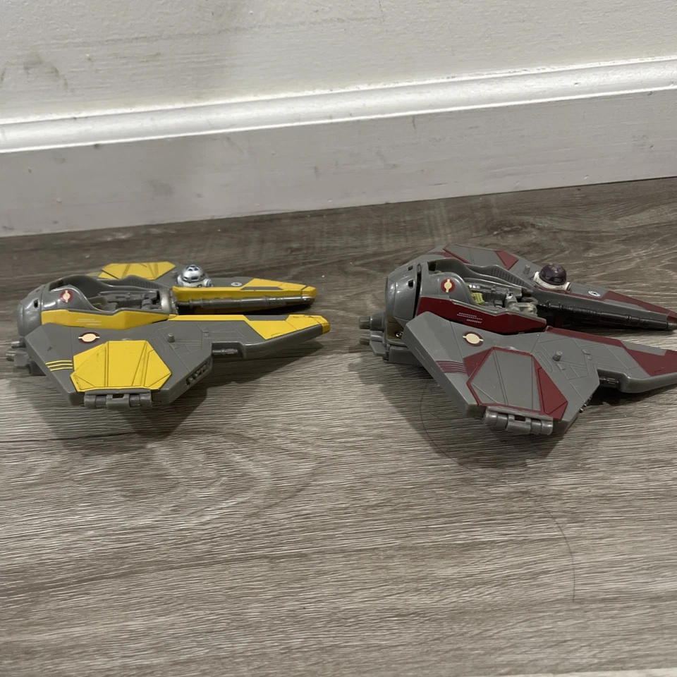 Hasbro Lucas Film Transformers Star Wars Anakin Obi Wan Starfighter Lot As Is - Image 4 of 4