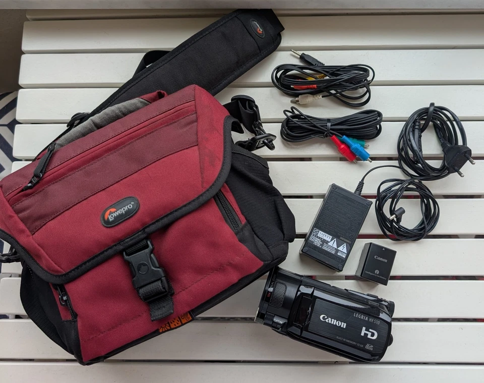 CANON LEGRIA HF S10 FHD CMOS 1080/PAL/Built-in 16GB+SD Slot optional TESTED  - Image 2 of 4